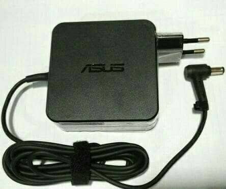 ADAPTOR CHARGER ASUS OUTPUT 19V 3,42A 5.5X2.5MM